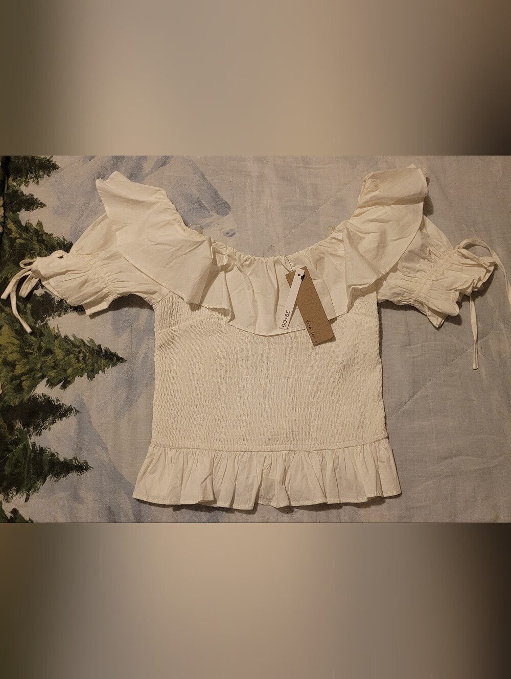 DO+BE White Ruffle Smocked Peplum Top